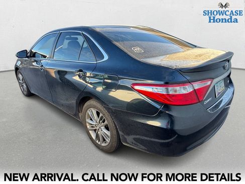Used 2015 Toyota Camry SE image 4