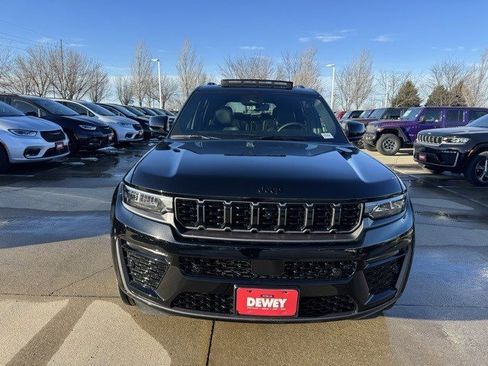 New 2026 Jeep Grand Cherokee L Limited image 2