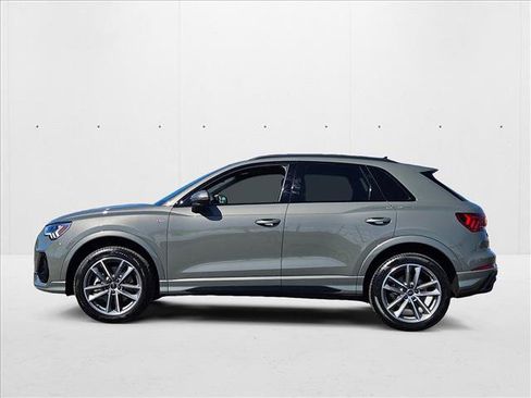 New 2025 Audi Q3 2.0T Premium image 5