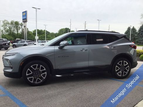 Used 2024 Chevrolet Blazer RS w/ LPO, Floor Liner Package FWD image 11