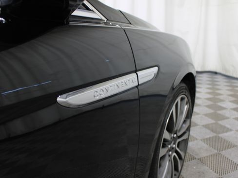 Used 2019 Lincoln Continental Reserve w/ Rear Seat Package FWD image 27