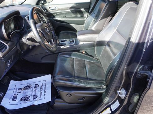 Used 2016 Jeep Grand Cherokee Limited w/ Luxury Group II image 17