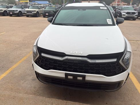 Used 2023 Kia Sportage X-Line AWD/4WD image 2