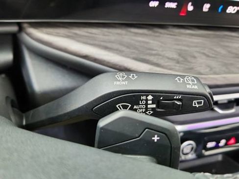 Used 2025 Audi Q5 Premium Plus w/ Premium Plus image 41