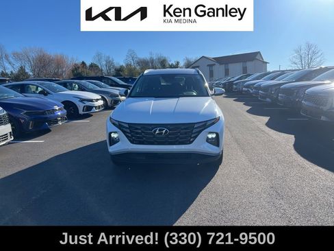 Used 2023 Hyundai Tucson SEL image 2
