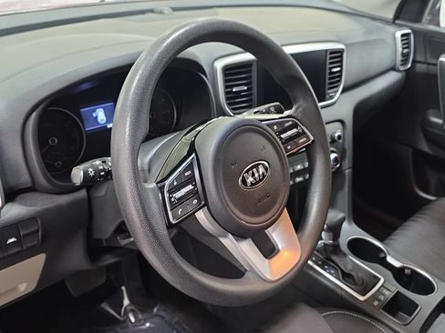Used 2020 Kia Sportage LX AWD/4WD image 14
