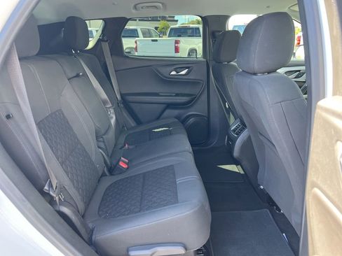Used 2022 Chevrolet Blazer LT FWD image 24