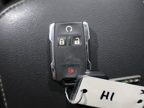 Used 2017 GMC Canyon Denali image 24