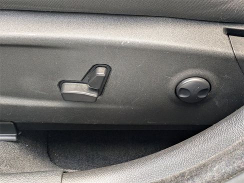 Used 2023 Dodge Charger R/T w/ Blacktop Package image 22