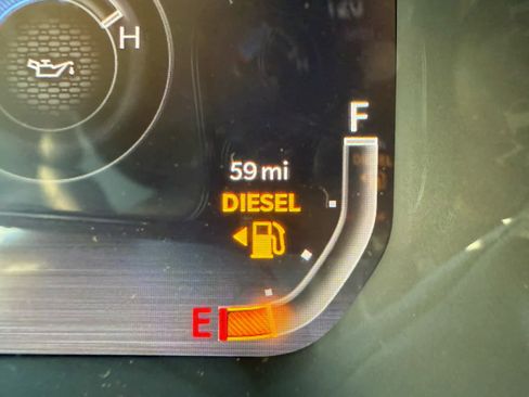 New 2025 RAM 3500 Limited image 31