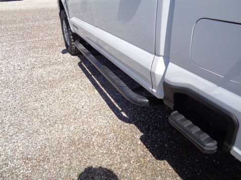 Used 2024 Ford F250 XLT w/ FX4 Off-Road Package image 23