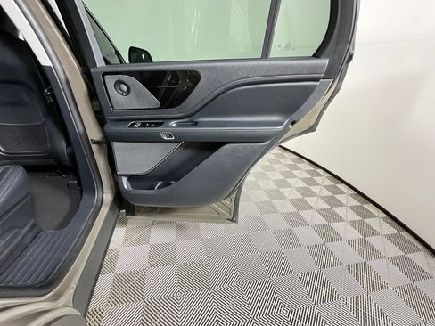 Used 2025 Lincoln Aviator 2WD w/ Equipment Group 101A image 25
