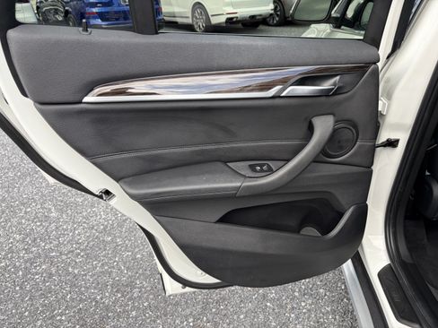 Used 2018 BMW X1 xDrive28i AWD/4WD image 15