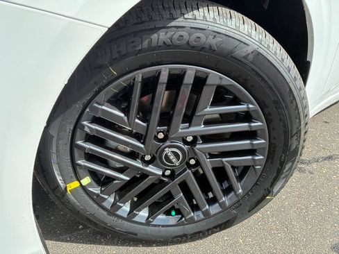 New 2026 Nissan Sentra SV w/ SV Convenience Package FWD image 9