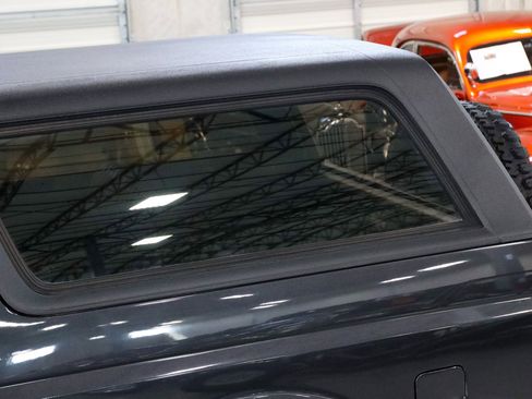 Used 1988 Ford Bronco image 12