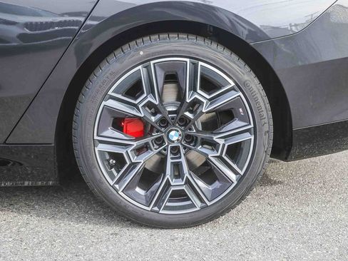 New 2026 BMW i5 eDrive40 w/ M Sport Package RWD image 8
