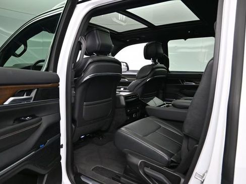 Used 2023 Jeep Grand Wagoneer 4WD image 24