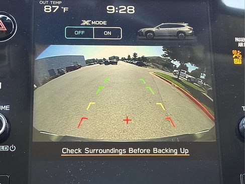 Used 2024 Subaru Outback Premium AWD/4WD image 16