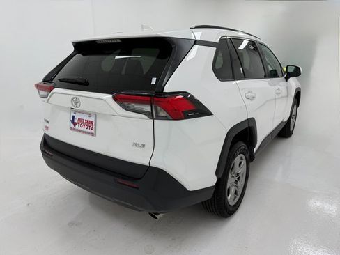 Used 2024 Toyota RAV4 XLE image 40