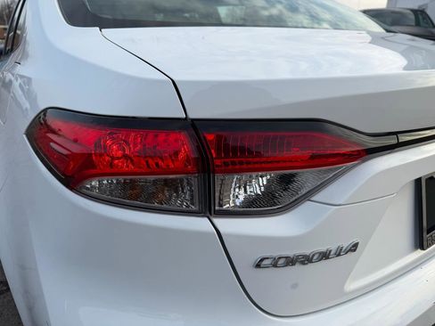 Used 2023 Toyota Corolla LE image 18