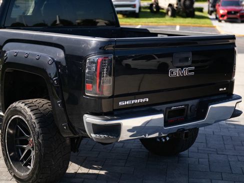Used 2014 GMC Sierra 1500 SLE w/ SLE Value Package AWD/4WD image 10