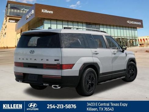 Used 2025 Hyundai Santa Fe XRT image 5