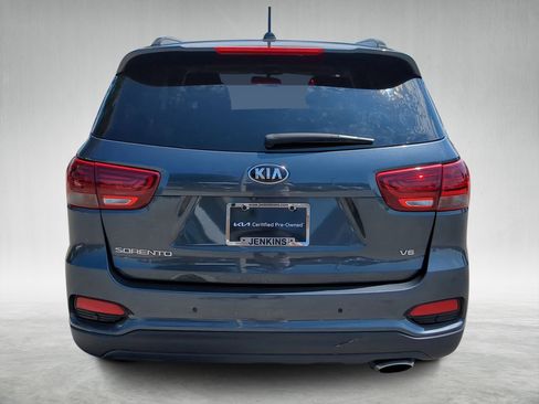 Certified 2019 Kia Sorento S image 4