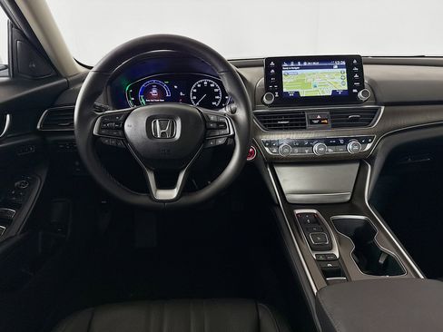 Certified 2022 Honda Accord Touring image 28