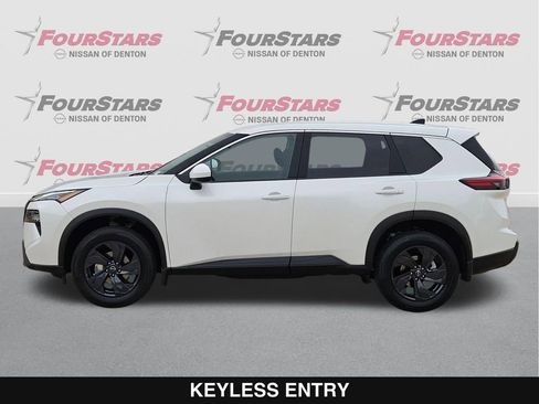 New 2026 Nissan Rogue SV FWD image 8