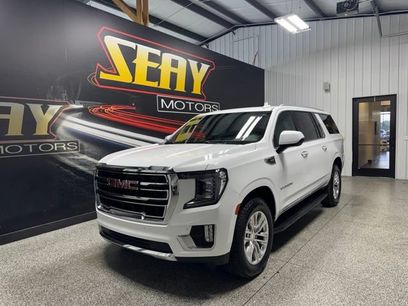 Used 2022 GMC Yukon XL SLT
