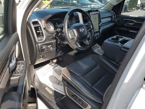 Used 2022 RAM 1500 Laramie AWD/4WD image 12