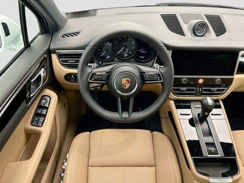 Used 2026 Porsche Macan AWD/4WD image 13