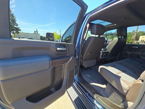 Used 2021 GMC Sierra 2500 Denali w/ Denali Ultimate Package AWD/4WD image 15