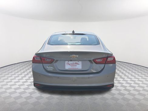 Used 2024 Chevrolet Malibu LT FWD image 16