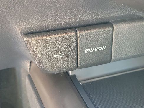 Used 2023 Toyota Camry SE FWD image 28