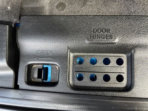 Used 2024 Jeep Wrangler Unlimited Rubicon image 37