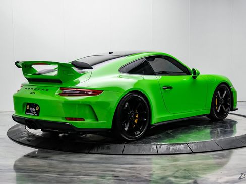Used 2018 Porsche 911 GT3 RWD image 17