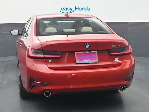 Used 2021 BMW 330i Sedan w/ Premium Package RWD image 6