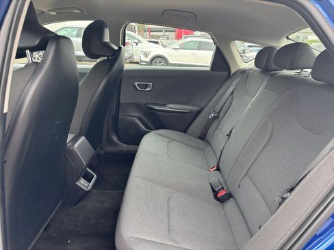 Used 2025 Kia K4 FWD image 20