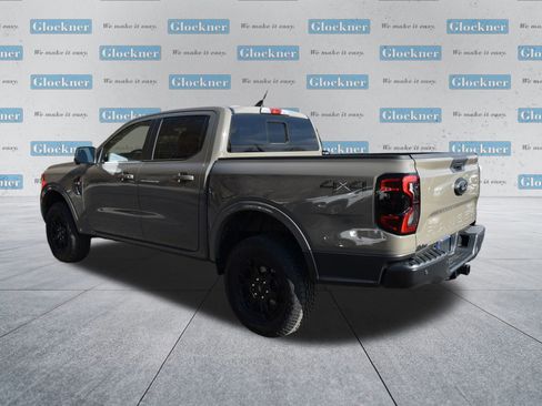 New 2025 Ford Ranger Lariat w/ Black Appearance Package image 15