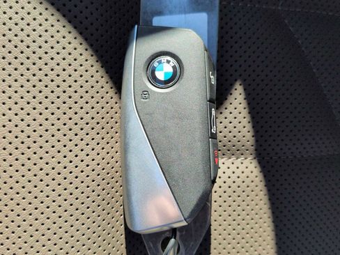 New 2026 BMW 550e xDrive AWD/4WD image 44