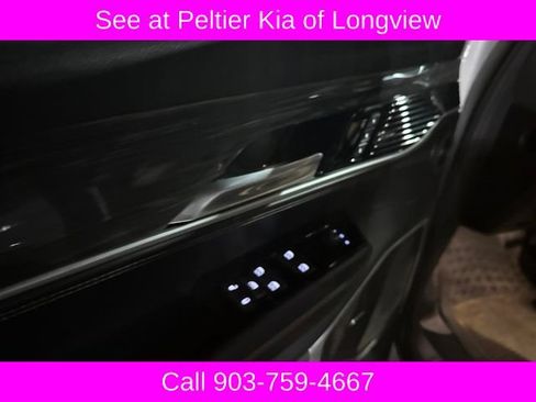 Used 2022 Jeep Wagoneer Series II RWD image 11