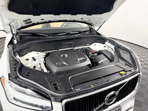 Used 2016 Volvo XC90 T6 Momentum w/ Momentum Plus Package image 19