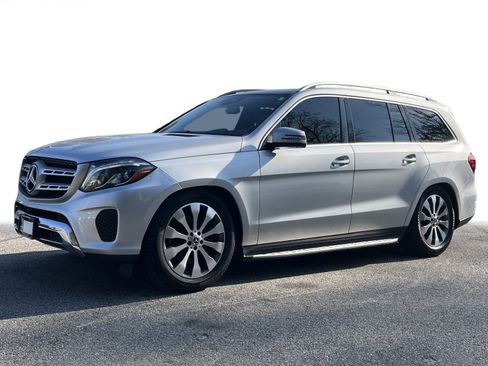 Used 2018 Mercedes-Benz GLS 450 4MATIC image 25