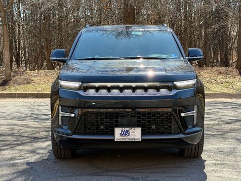 New 2026 Jeep Grand Wagoneer L 4WD image 4