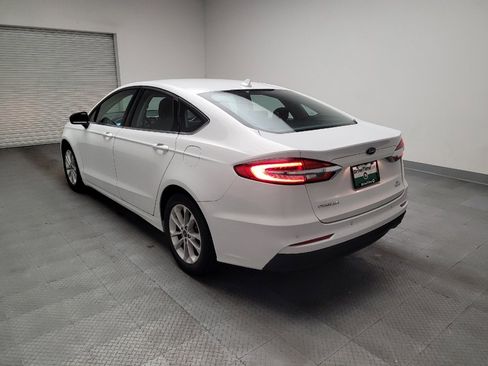 Used 2020 Ford Fusion SE image 5