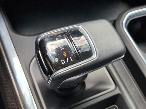 Used 2025 Chevrolet Silverado 1500 RST w/ Convenience Package II image 17