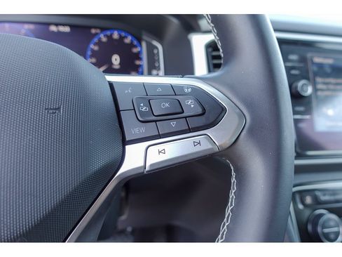 Used 2021 Volkswagen Atlas Cross Sport SEL FWD image 15