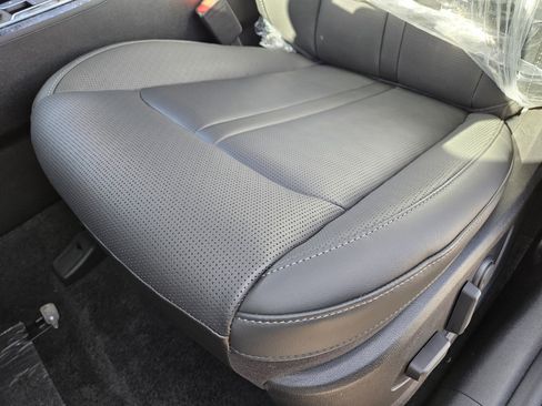 New 2026 Kia Sorento S image 8