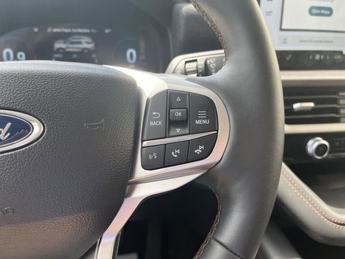 Used 2025 Ford Explorer Active w/ Active Comfort Package AWD/4WD image 20